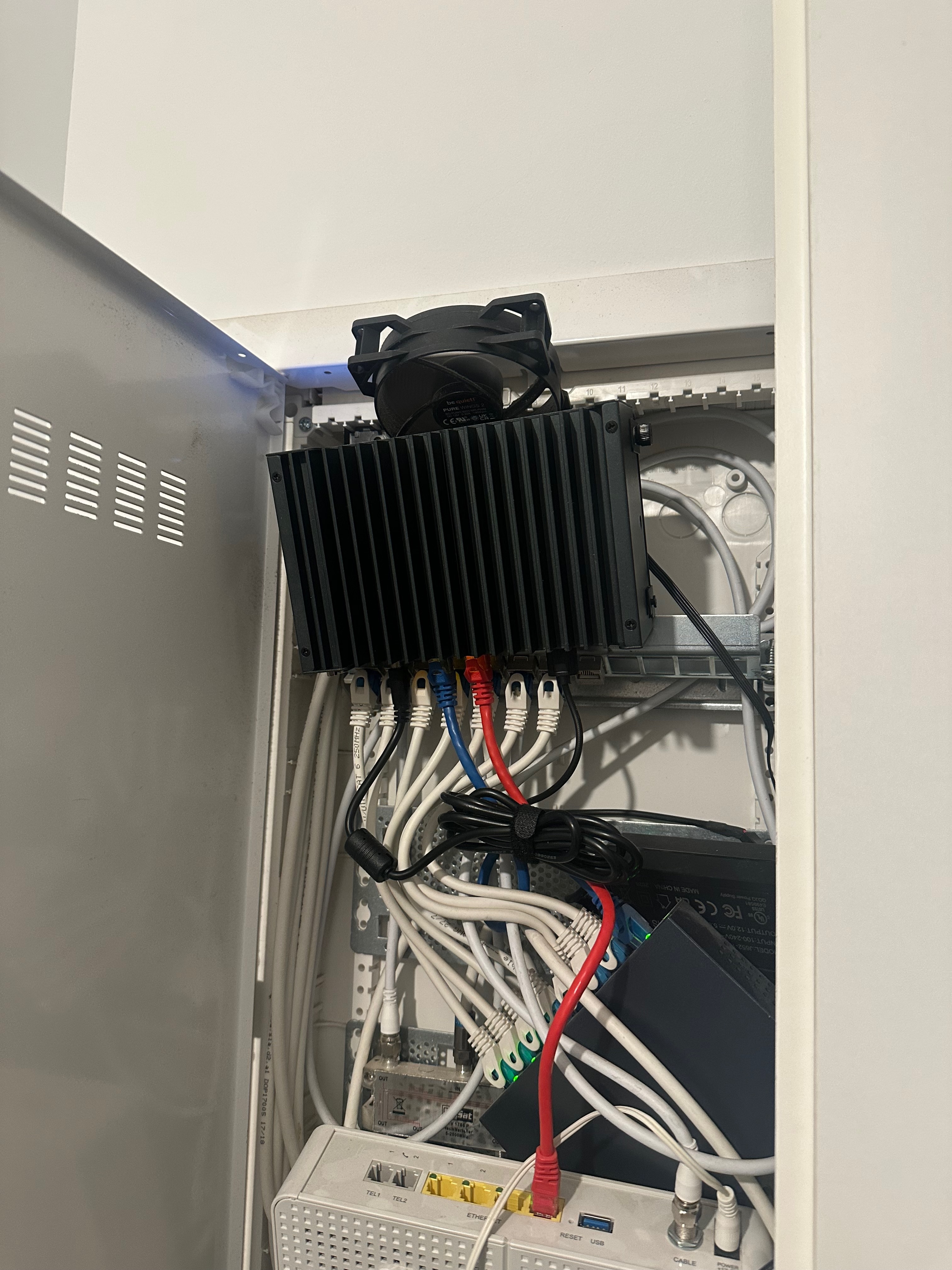 laundry-closet-setup